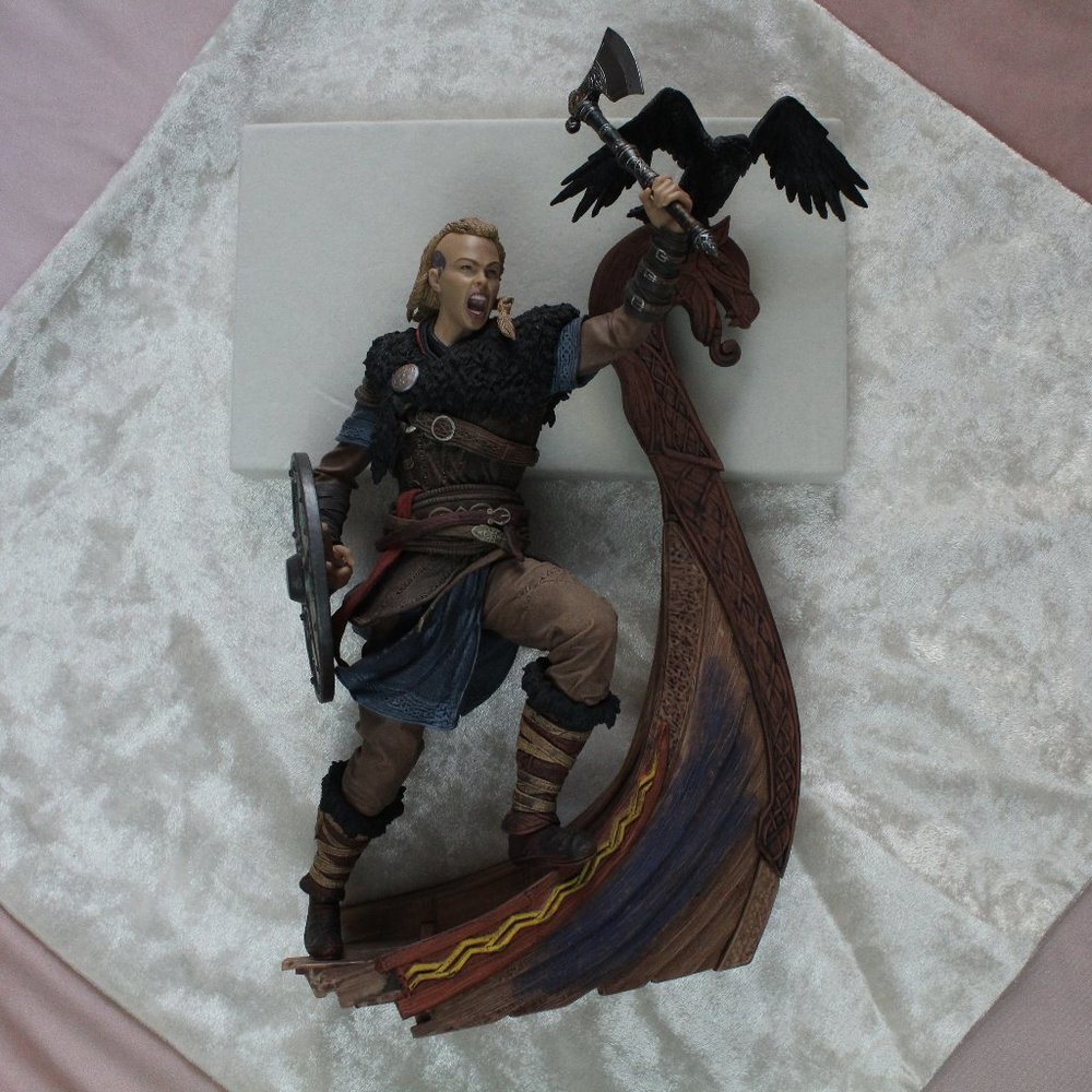Assassin's Creed Valhalla Collector's Edition Female Eivor Statue with Box